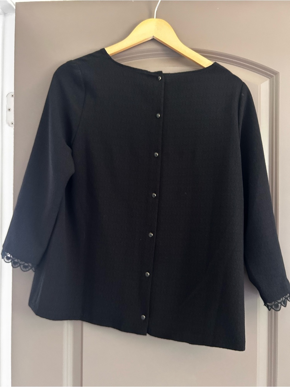 Sezane Marina Black Lace-Trim V-Neck 3/4 Sleeves Blouse Size 40 - Picture 9 of 9